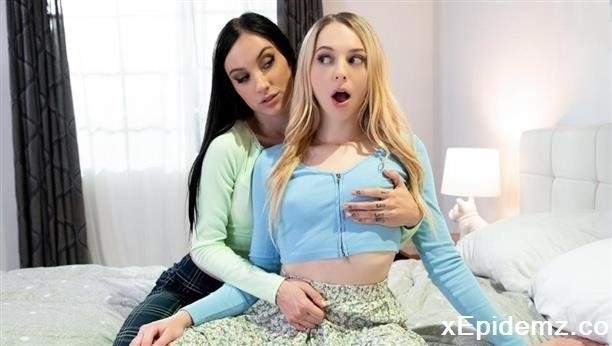 Lily Larimar, Jazmin Luv - Learning To Love Yourself (2021/AllGirlMassage/FullHD)