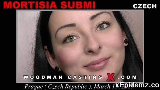 Morticia Submi - First Piss In Mouth (2021/WoodmanCastingX/SD)