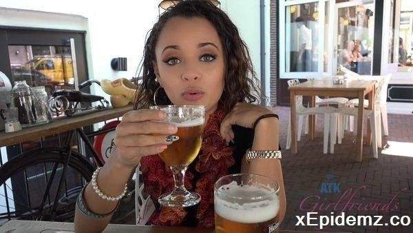 Holly Hendrix - Amsterdam 2 (2016/ATKGirlfriends/SD)