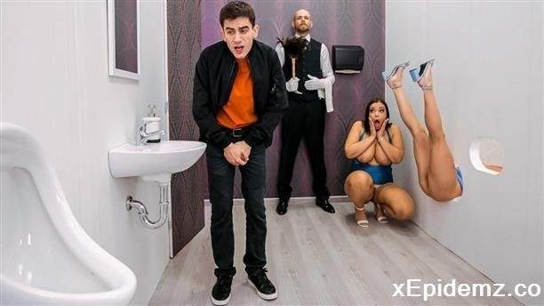 Sofia Lee, Josephine Jackson - Gloryholes Gone Wild (2022/BrazzersExxtra/FullHD)