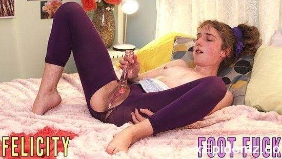 Felicity - Foot Fuck (2022/GirlsOutWest/SD)