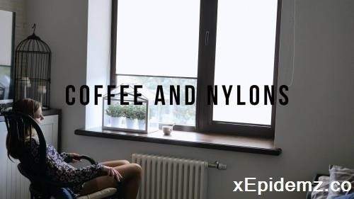 Eve S - Coffee And Nylons (2022/MetArtFilms/FullHD)