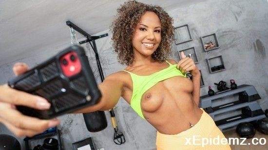 Romy Indy - Fitness Blogger Gets Sexual Exercise (2022/EroticSpice/SD)