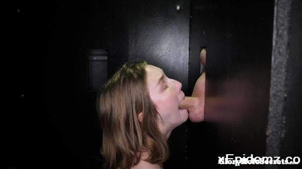 Claire Roos - First Glory Hole (2022/GloryHoleSecrets/FullHD)