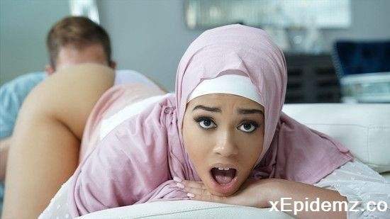 Willow Ryder - Learning Together (2022/HijabHookup/HD)