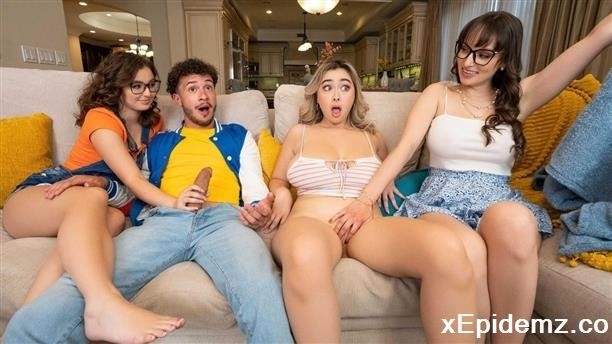 Lexi Luna, Leana Lovings - Lunch With The Steps (2022/BrazzersExxtra/FullHD)