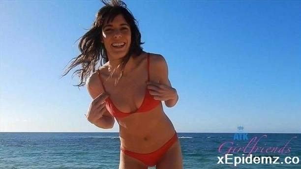 Vera King - Hawaii 13 (2019/ATKGirlfriends/SD)