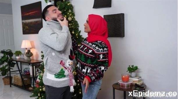 Babi Star - What I Really Want For Christmas (2022/HijabHookup/SD)