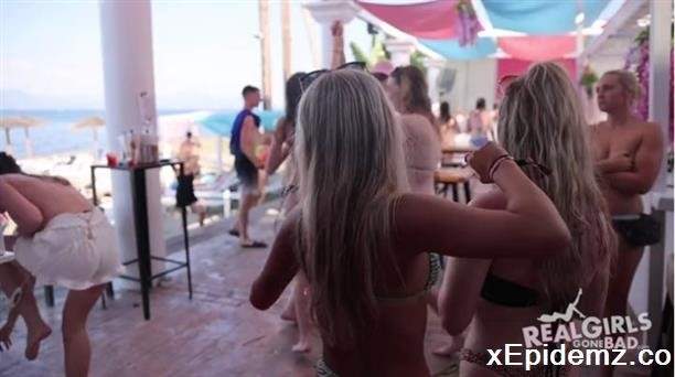 Pool Party - 5 (2023/RealGirlsGoneBad/SD)