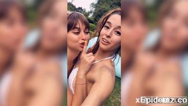 Abbie Maley, Riley Reid - Lesbian Paint Play (2023/AbbieMaley/SD)