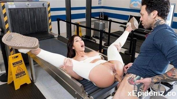 Nicole Doshi - Flight Delay Anal Dick-Down (2023/BrazzersExxtra/HD)