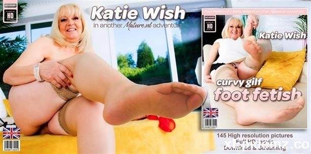 Katie Wish - Big Breasted Katie Welsh Is A Hot Curvy British Granny Who Loves Fooling Around With Her Feet (2023/Mature/FullHD)