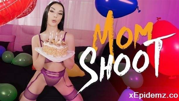 Lady Gang - A Happy Birthday Milf (2024/MomShoot/FullHD)