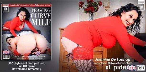 Jasmine De Launay - Curvy British Milf Jasmine De Launay Loves To Show Off Her Big Ass And Big Tits When Shes Alone (2024/Mature/FullHD)