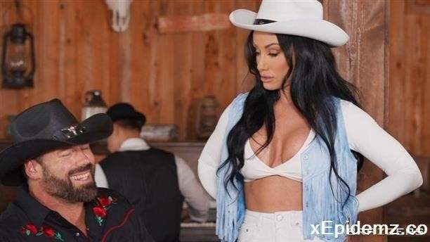 Jennifer White, Lolly Dames, Nia Bleu - Bar Brawl Sluts Suck Cowboy Dry (2024/BrazzersExxtra/SD)