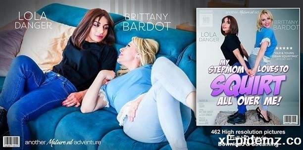 Brittany Bardot, Lola Danger - Stepmom Brittany Bardot Squirts All Over Her Hot 20 Year Old Stepdaughter Lola Danger (2024/Mature/FullHD)