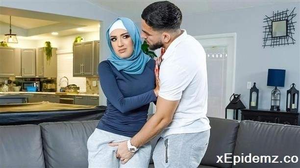 Violet Gems - Getcha Head In The Game (2024/HijabHookup/FullHD)