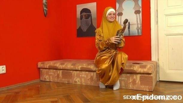 Olivia Zlota, Falco White - Sexy Muslim Cunt Gets Fucked Hard (2025/SexWithMuslims/FullHD)